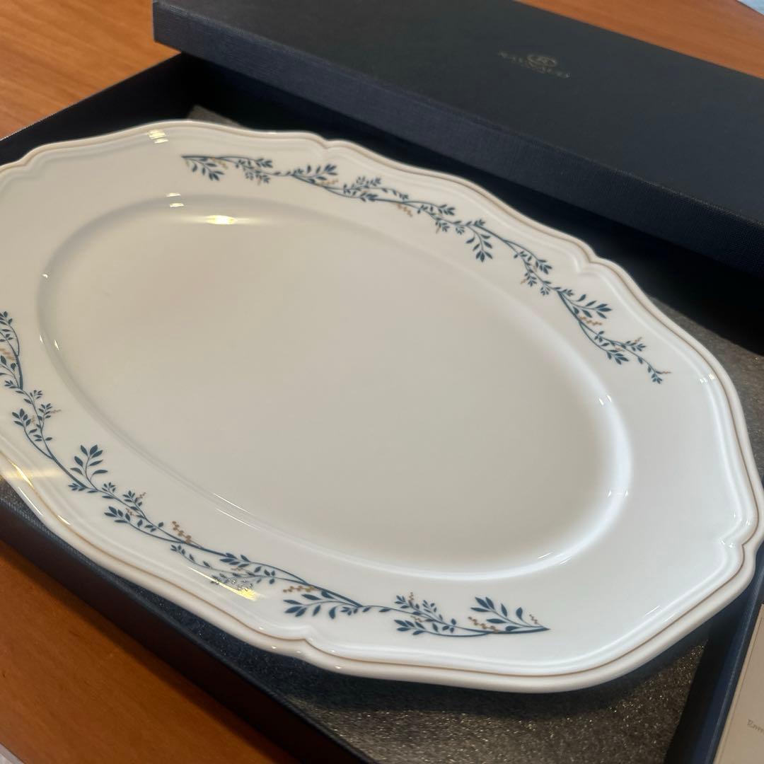 新品未使用　ヴァンクリーフ　イヤーズギフト2025年　RAYNAUD 大皿