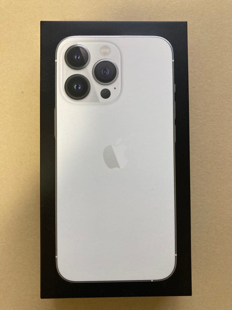 T.KRY♡24 　iPhone13 Pro 256GB