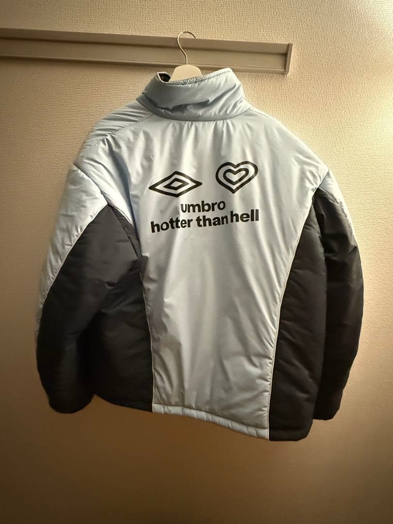 umbro × hotter than hellダウン