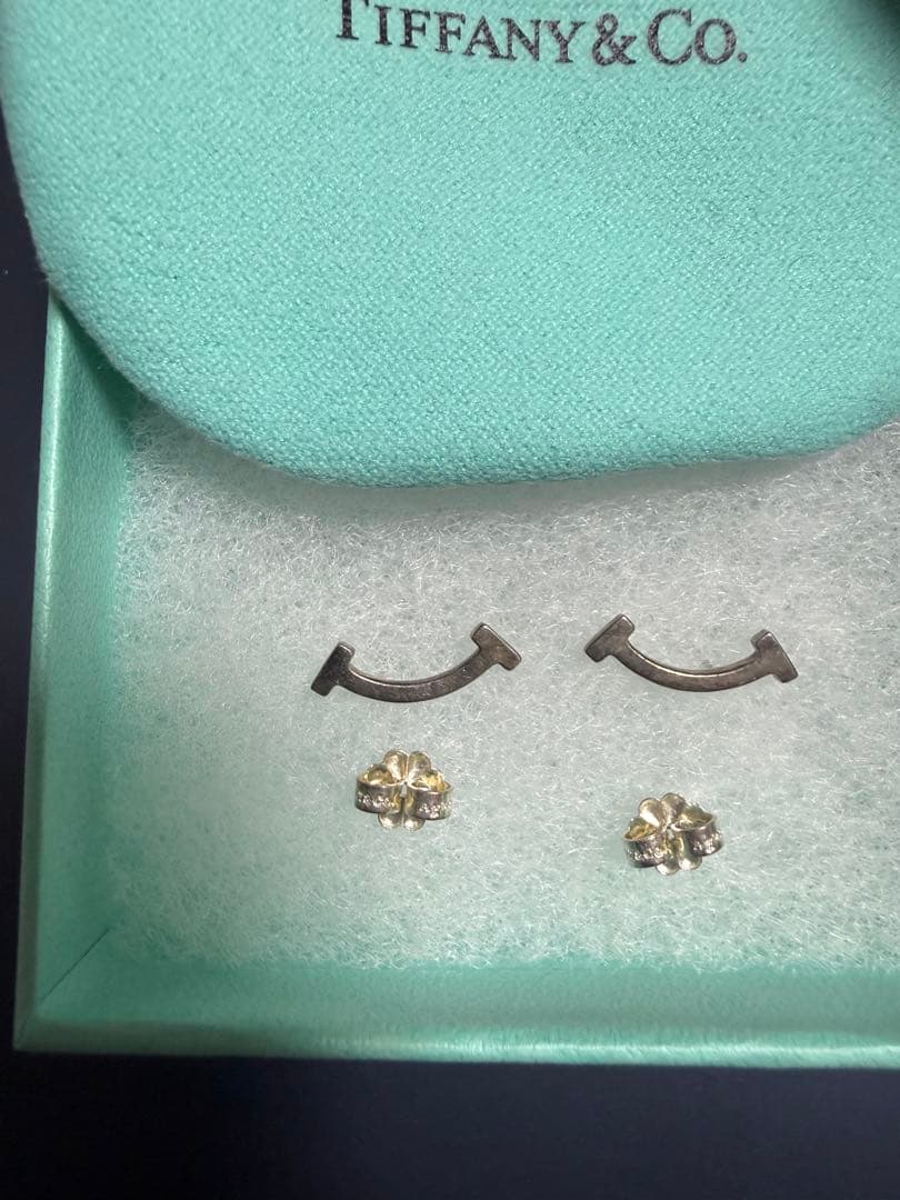 ティファニー　Tスマイルピアス　シルバー925