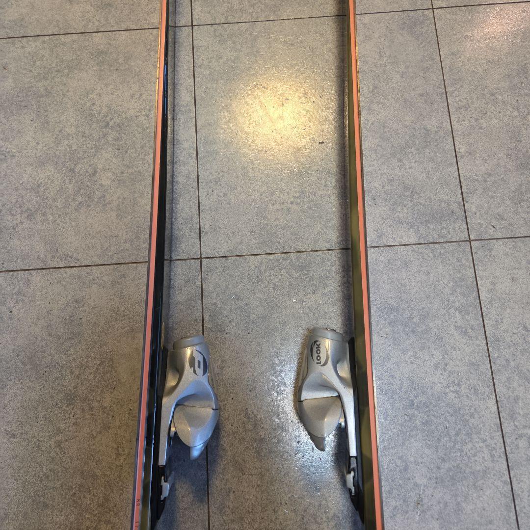 ID one スキー板（MR172-A）