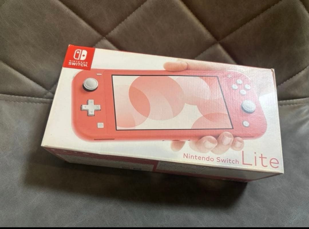 任天堂 SwitchLight 本体 コーラル ピンク 新品・未使用