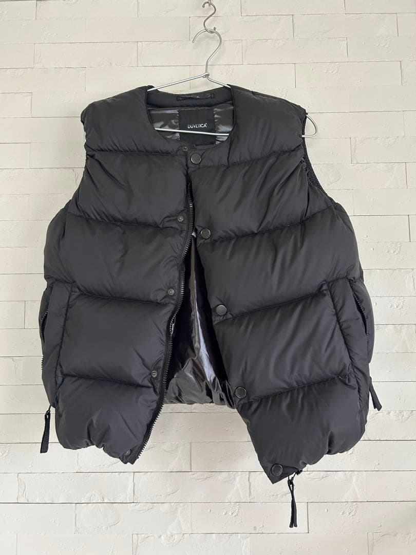 デュベチカ袖なしダウン46