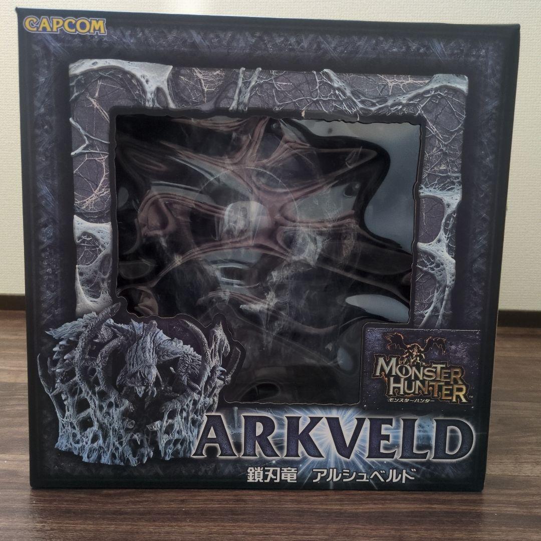 新品未開封 クリエイターズモデル 鎖刃竜 アルシュベルド フィギュア