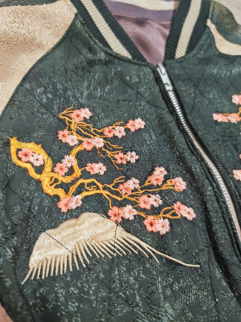 百花繚乱 スカジャン 日本限定　レーヨン 桜刺繍 unisex