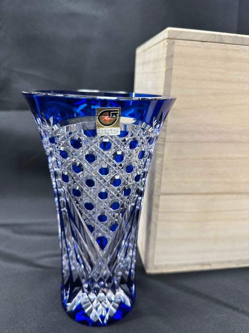 【使用美品】江戸切子　切子　花器　花瓶　壺　泰典　青　ブルー　20.5cm