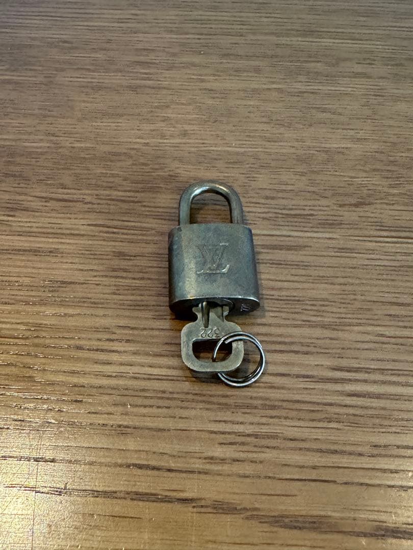 ルイ・ヴィトン　キーポル50 美品