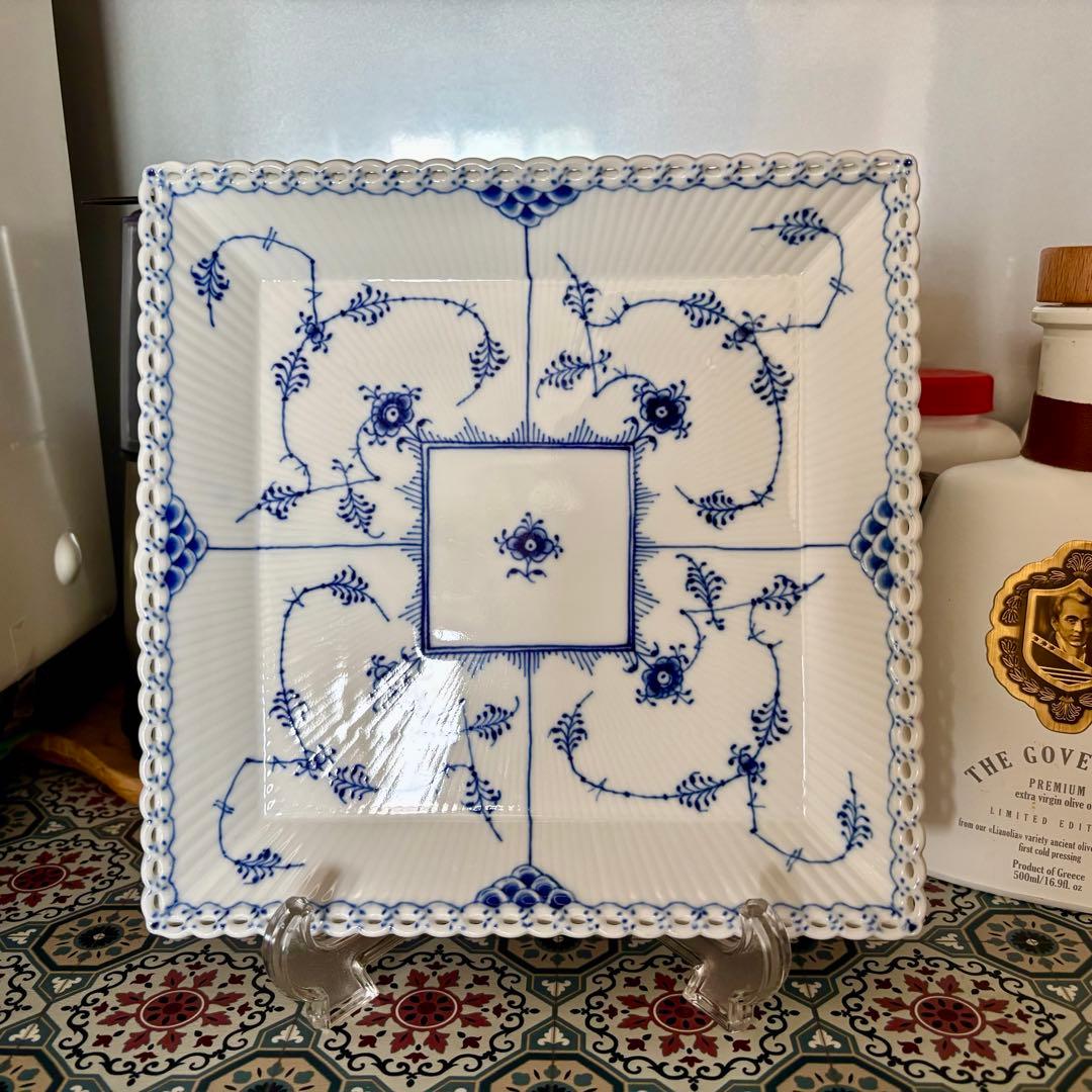 ロイヤルコペンハーゲン　ブルーフルーテッド フルレース プレート21cm