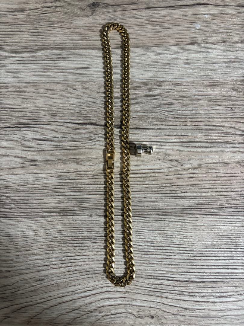ビ*I様 ゴールドチェーンネックレス