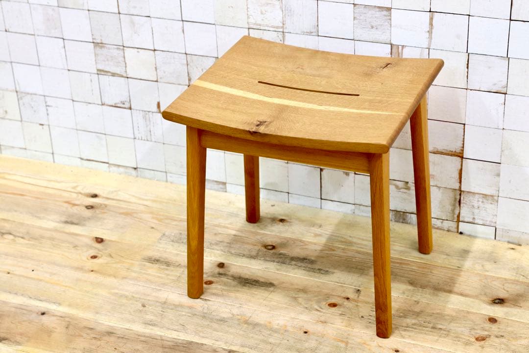 GMIK446C○飛騨産業 / HIDA キツツキ SN610 森のことば スツ