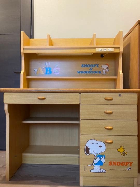 スヌーピー　SNOOPY　学習机