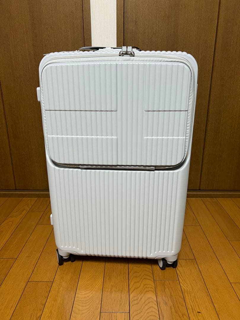 innovator スーツケース　INV60 Stone 62L Middle