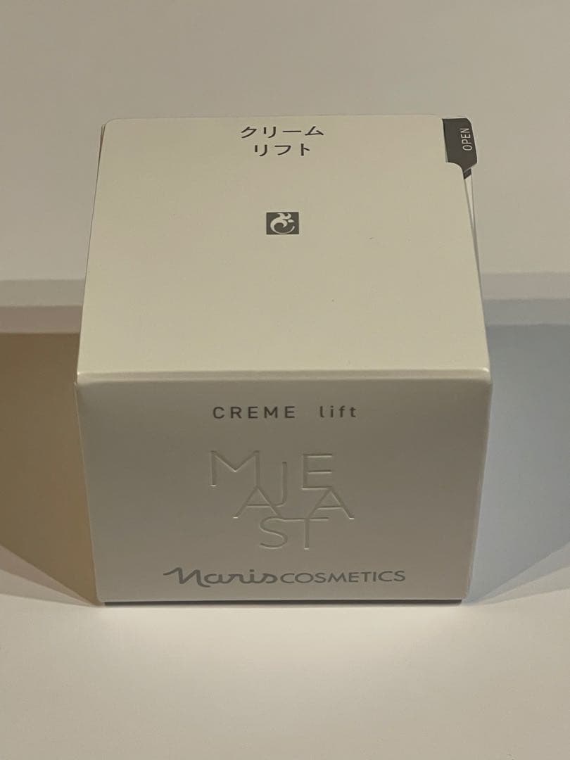 ナリス マジェスタ クリーム リフト