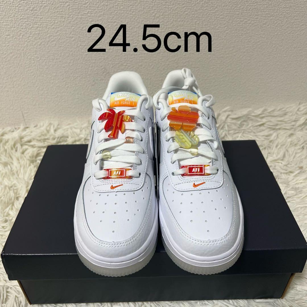 新品、未使用Nike Women's Air Force 1 Low 24.5