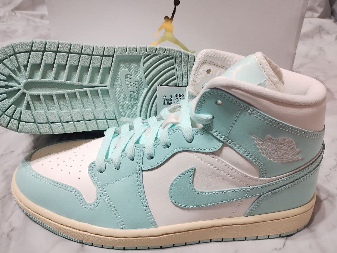 NIKE BQ6472 - 132 ウィメンズ　エア　ジョーダン　27cm