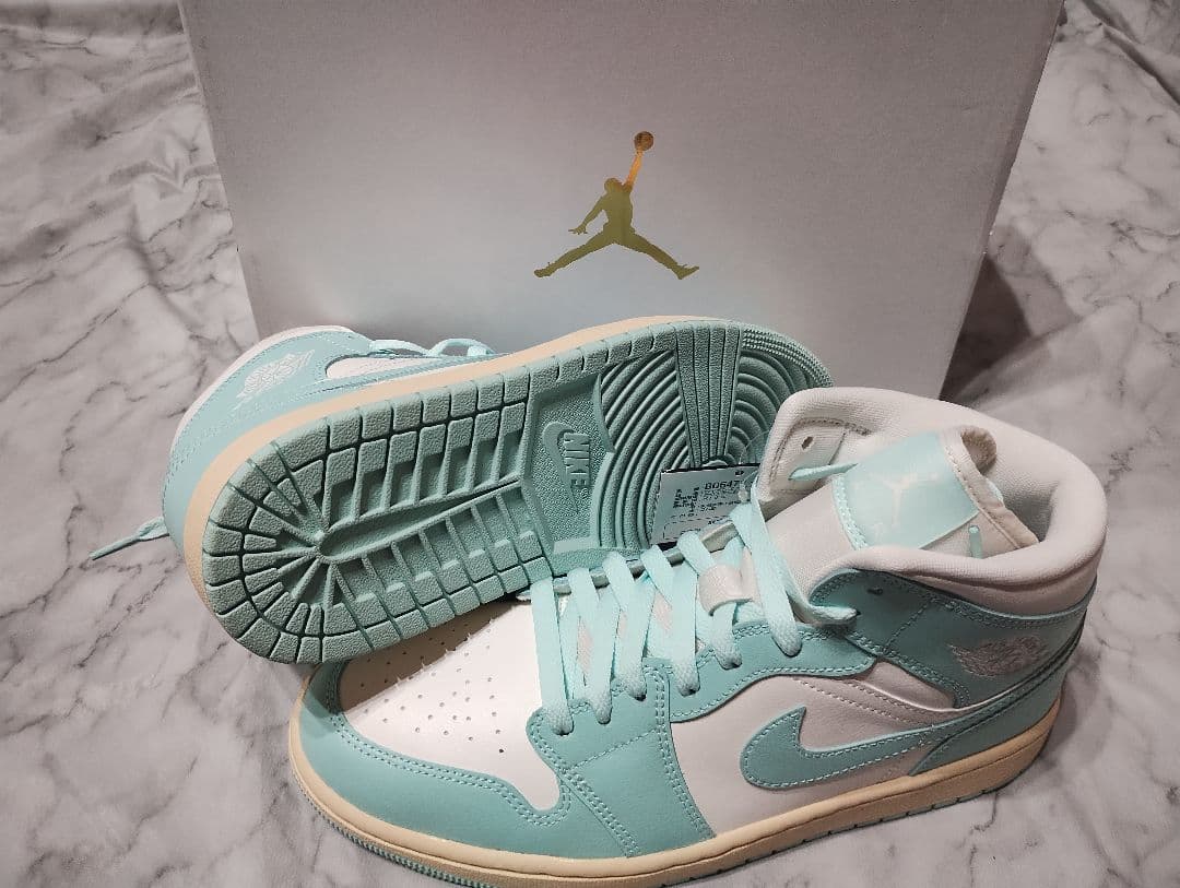 NIKE BQ6472 - 132 ウィメンズ　エア　ジョーダン　27cm