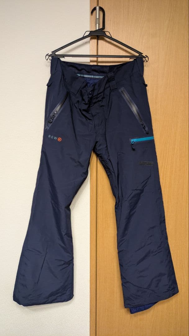 スノーボード REW KAMIKAZE F+LIGHT JKT / STRIDER PANTS