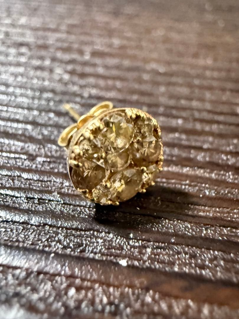 （アヴァランチ） 10k ダイアモンド ピアス 片耳