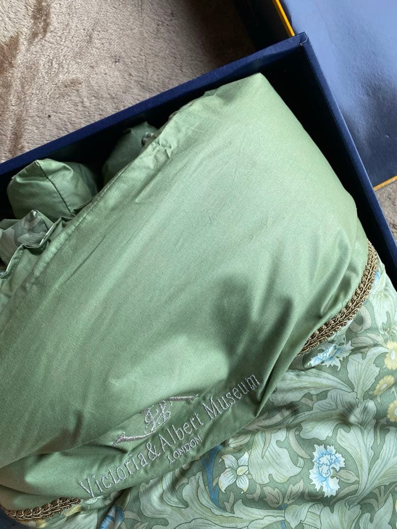 V&A 羊毛混肌掛ふとん ウィリアムモリス williammorris