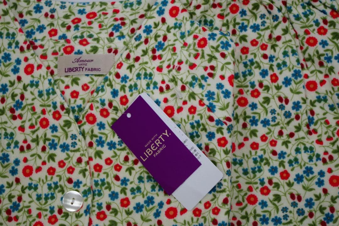 【新品】リバティ LIBERTY fabric　あったか中綿入りパジャマ（L）a
