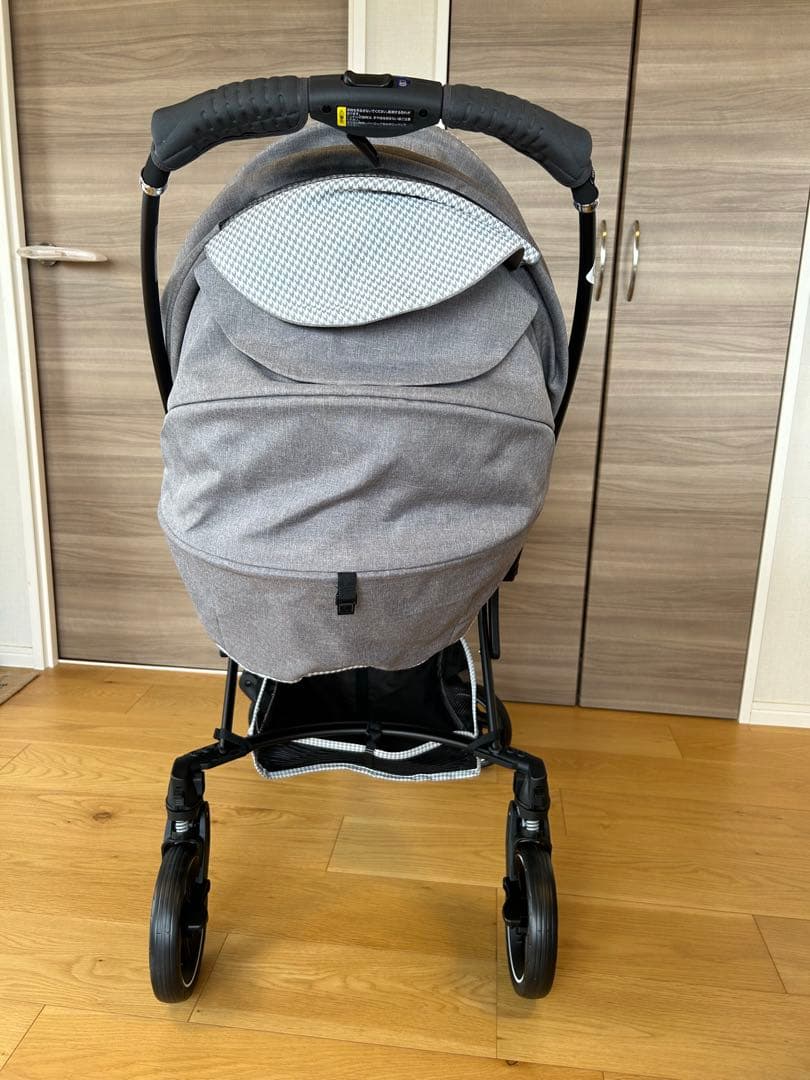 【美品】ピジョンA型ベビーカー ランフィ (Runfee RA8) グレー