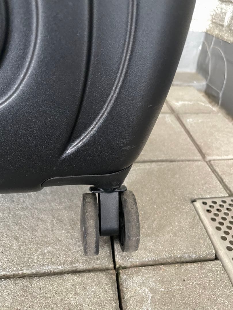 キッズトラベル　キャリーケース　Mサイズ　ブラック