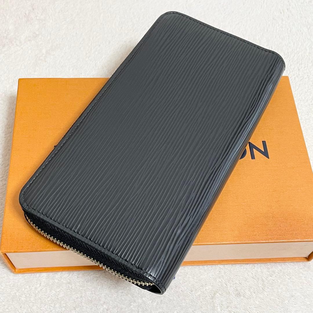 【新型】　ルイヴィトン　エピ　長財布　ジッピーウォレット　ラウンドファスナー