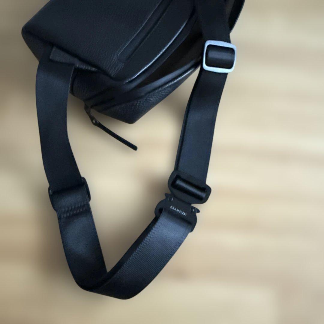 【使用1回短時間｜定価¥50,000】GRAMS28 レザー(本革)バッグ