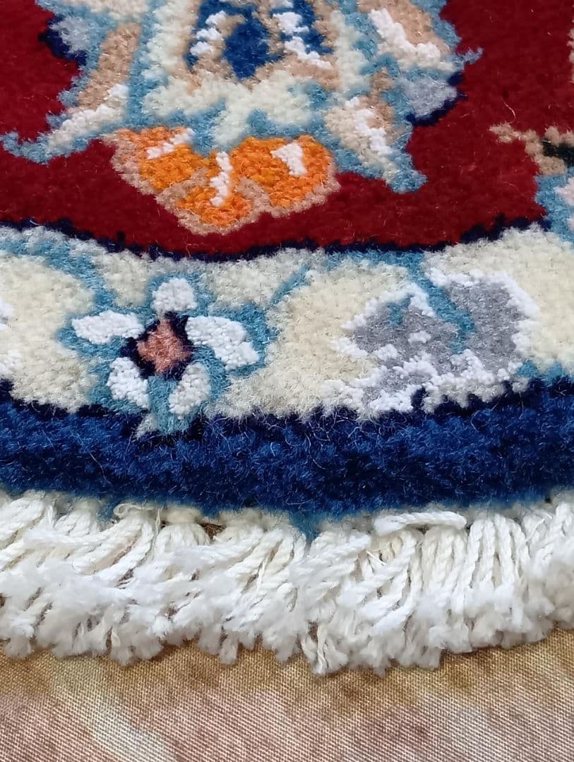 ペルシャ絨毯　ナイン　座布団　手織り　イラン　丸(2)