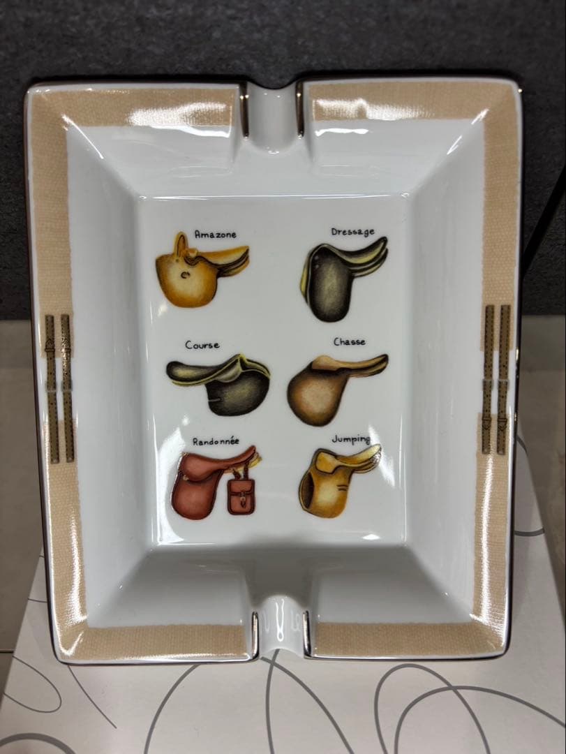 エルメス　馬具デザイン　陶器灰皿　小物入れ