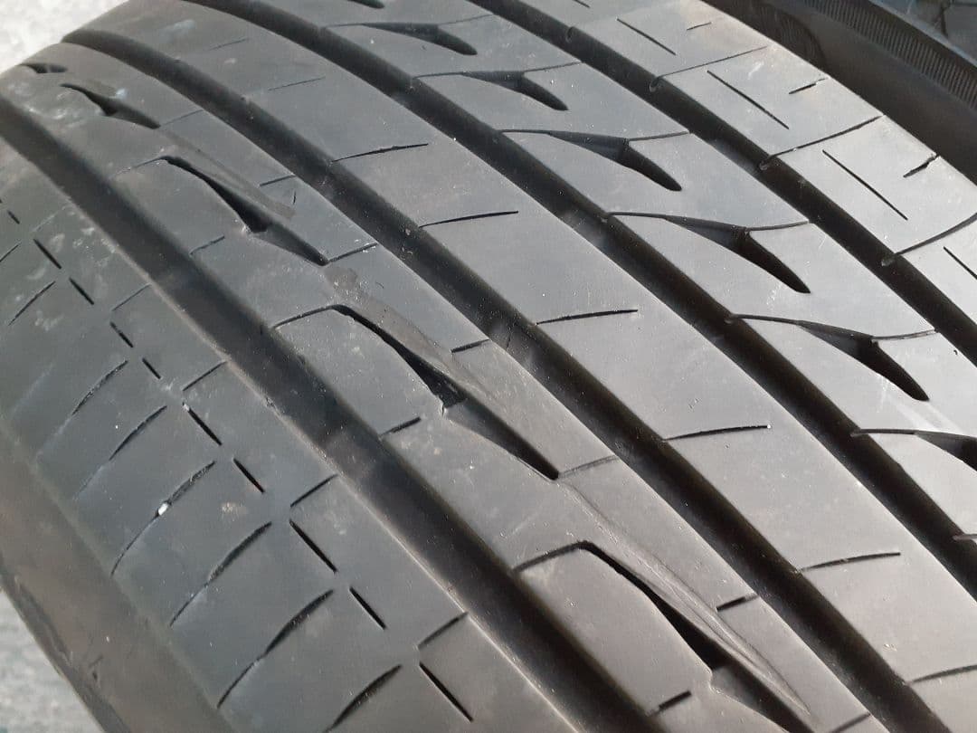 ２3年　ブリヂストン　レグノ　205/55R16インチタイヤ　2本