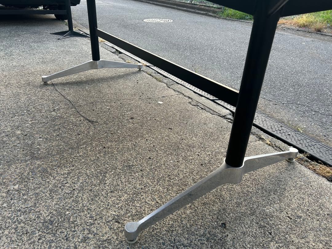 Herman Miller（ハーマンミラー） イームズ エグゼクティブテーブル