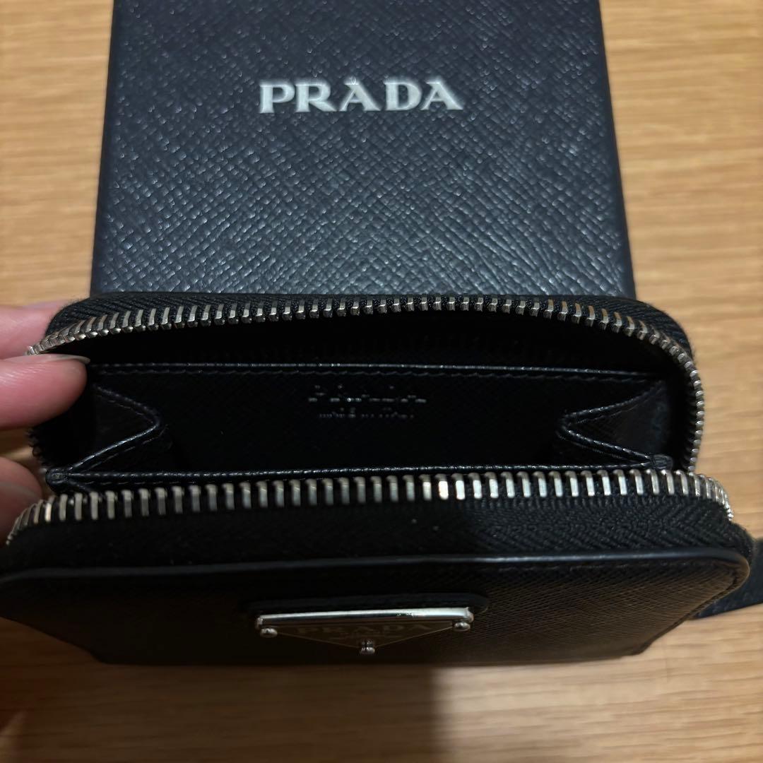 PRADA サフィアーノレザー ケース