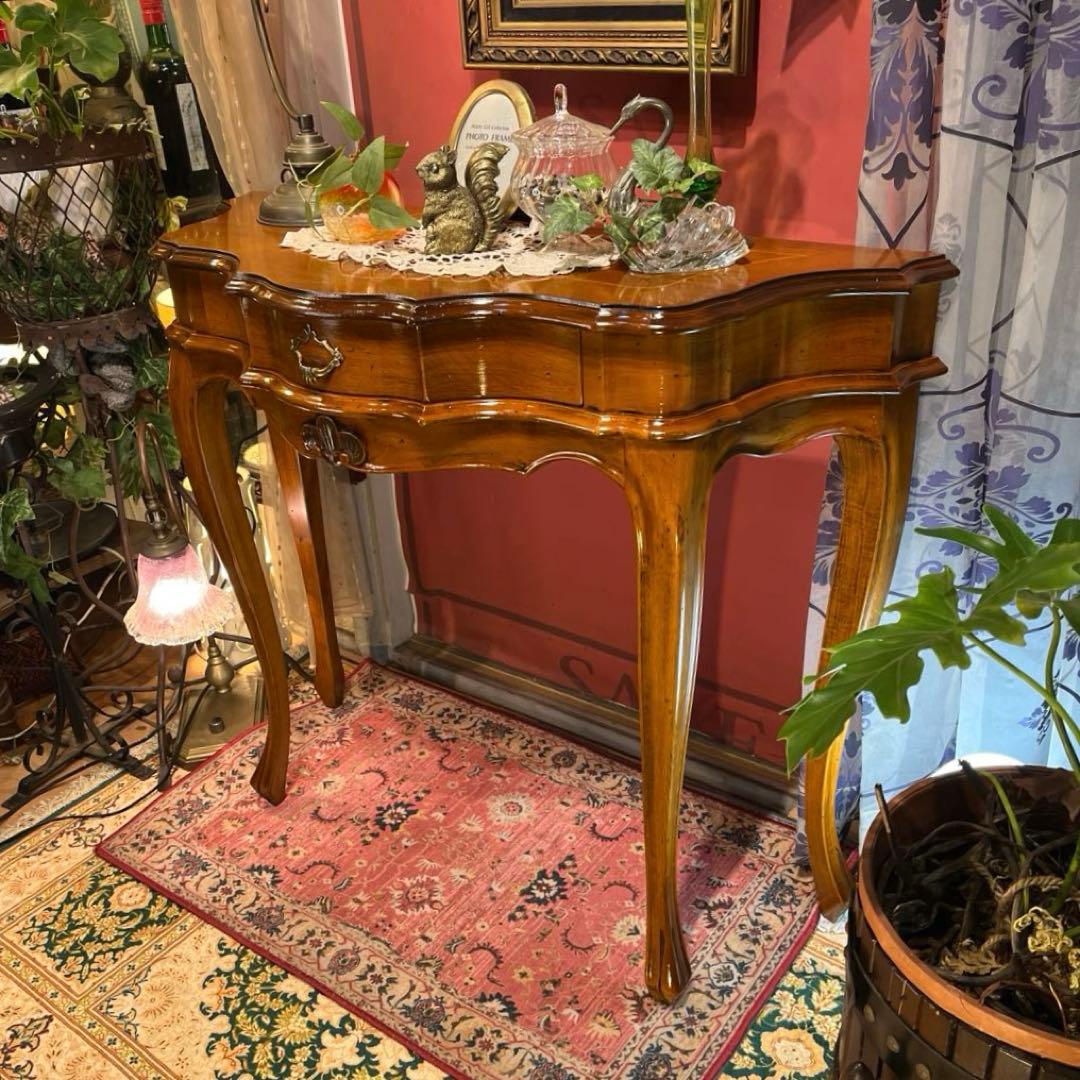 イタリアン　アンティーク　SELVA アクセントテーブル　ハイブランド