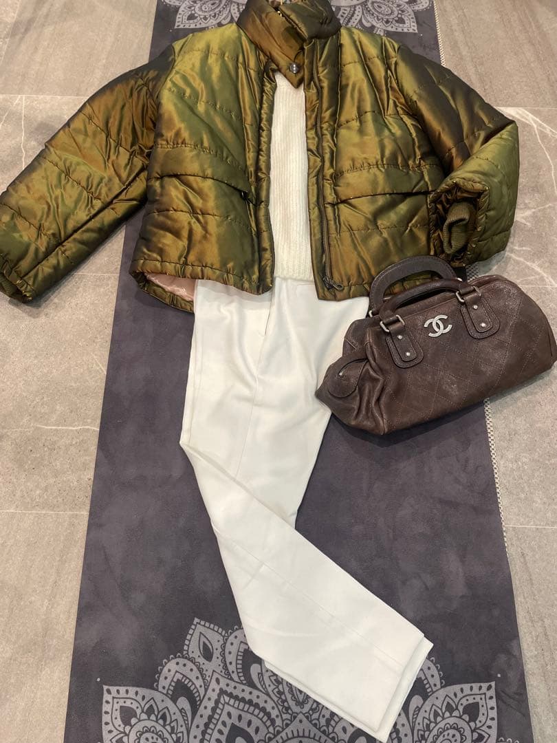 CHANEL ダウンジャケット40 silk 100% オーバーサイズ