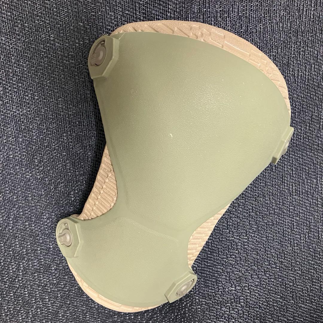 米軍　Patagonia パタゴニア　ニーパッド コンバットパンツ