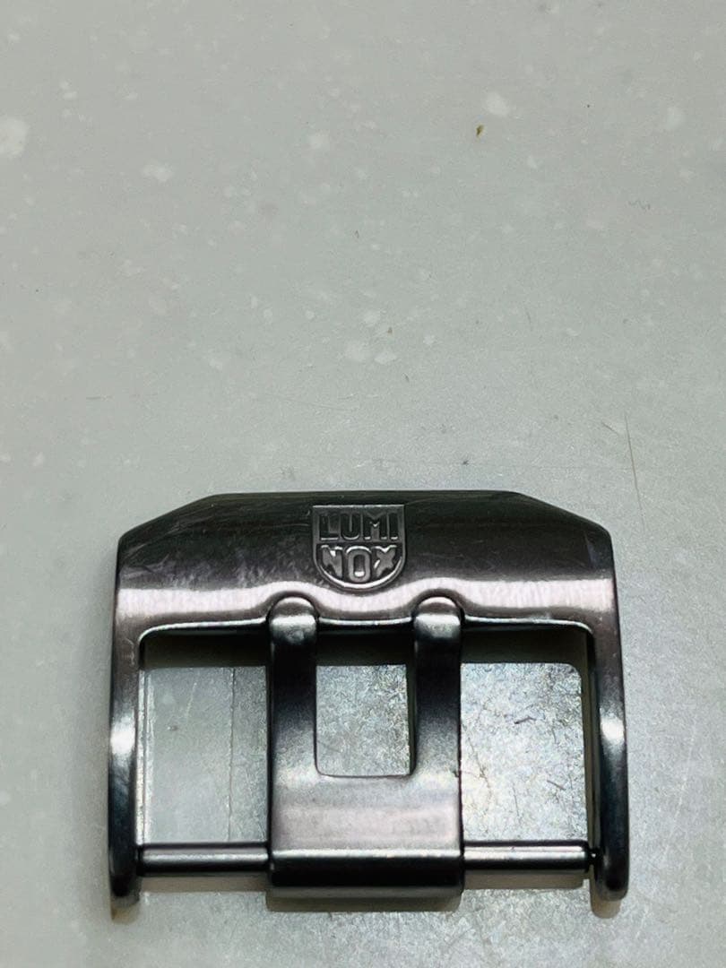 Luminox Series 200 ブラック/グリーン