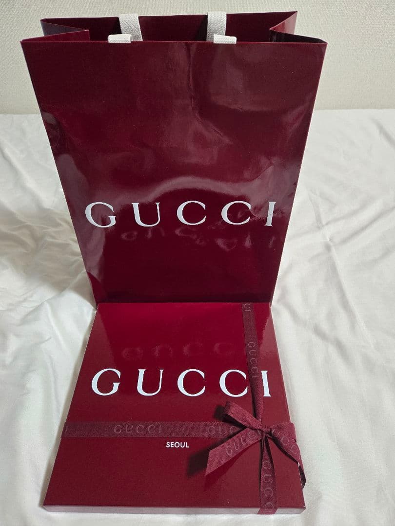 GUCCI グッチ プリント シルクツイル スカーフ ギフトボックス 新品未使用