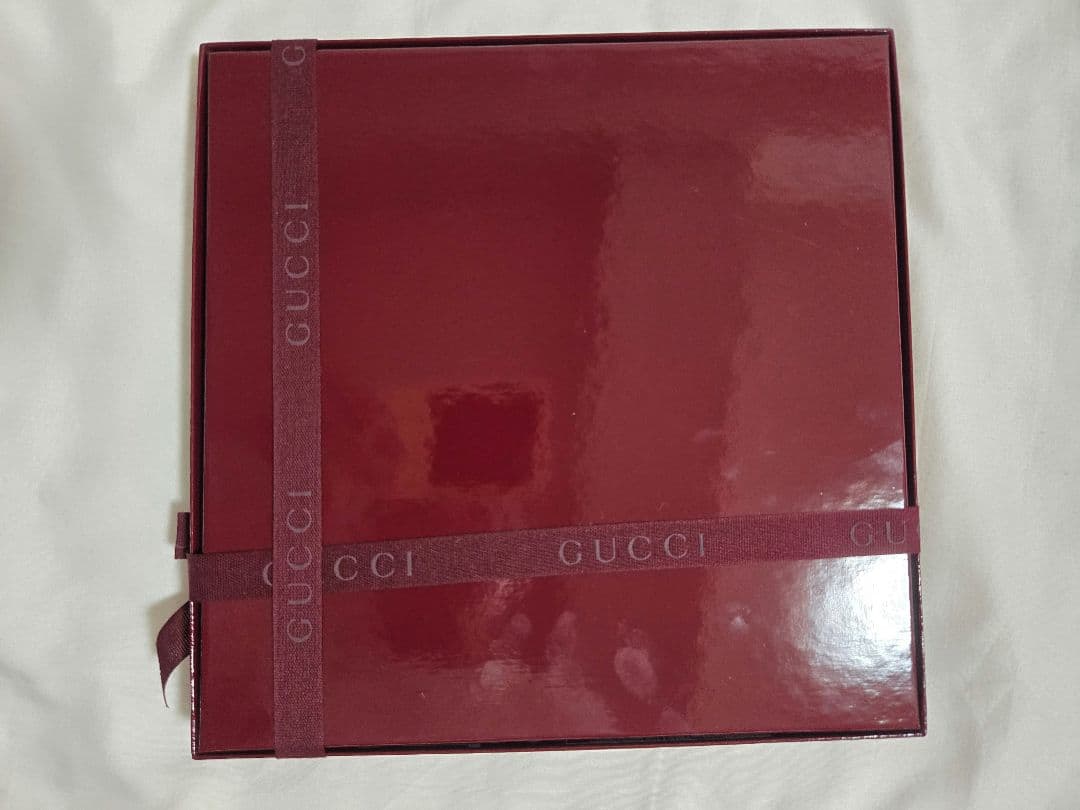 GUCCI グッチ プリント シルクツイル スカーフ ギフトボックス 新品未使用