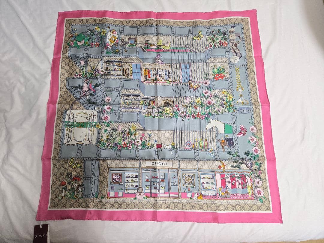 GUCCI グッチ プリント シルクツイル スカーフ ギフトボックス 新品未使用