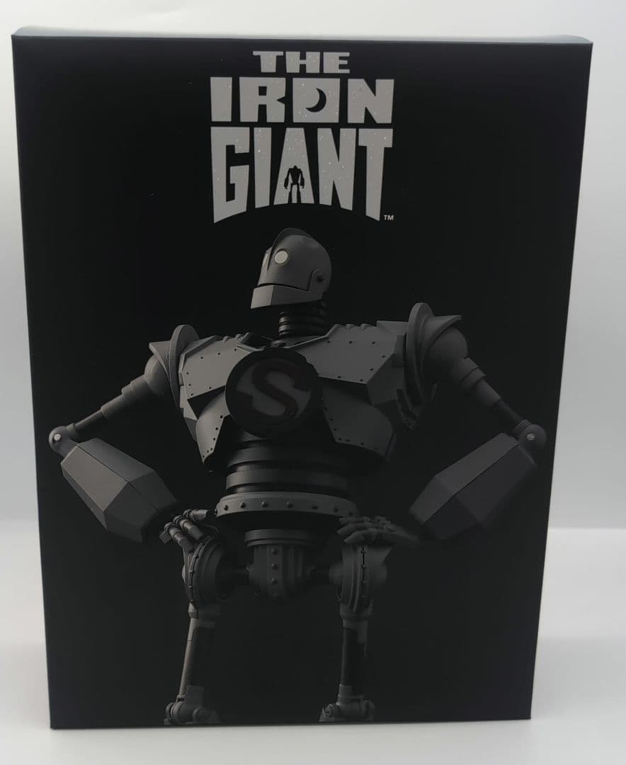 アイアン・ジャイアント RIOBOT フィギュア