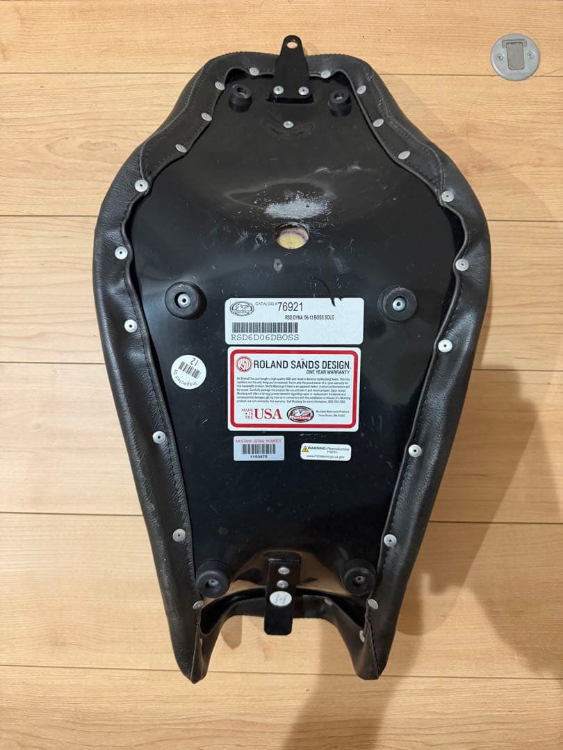 Roland Sands Design ソロシート　ダイナ用