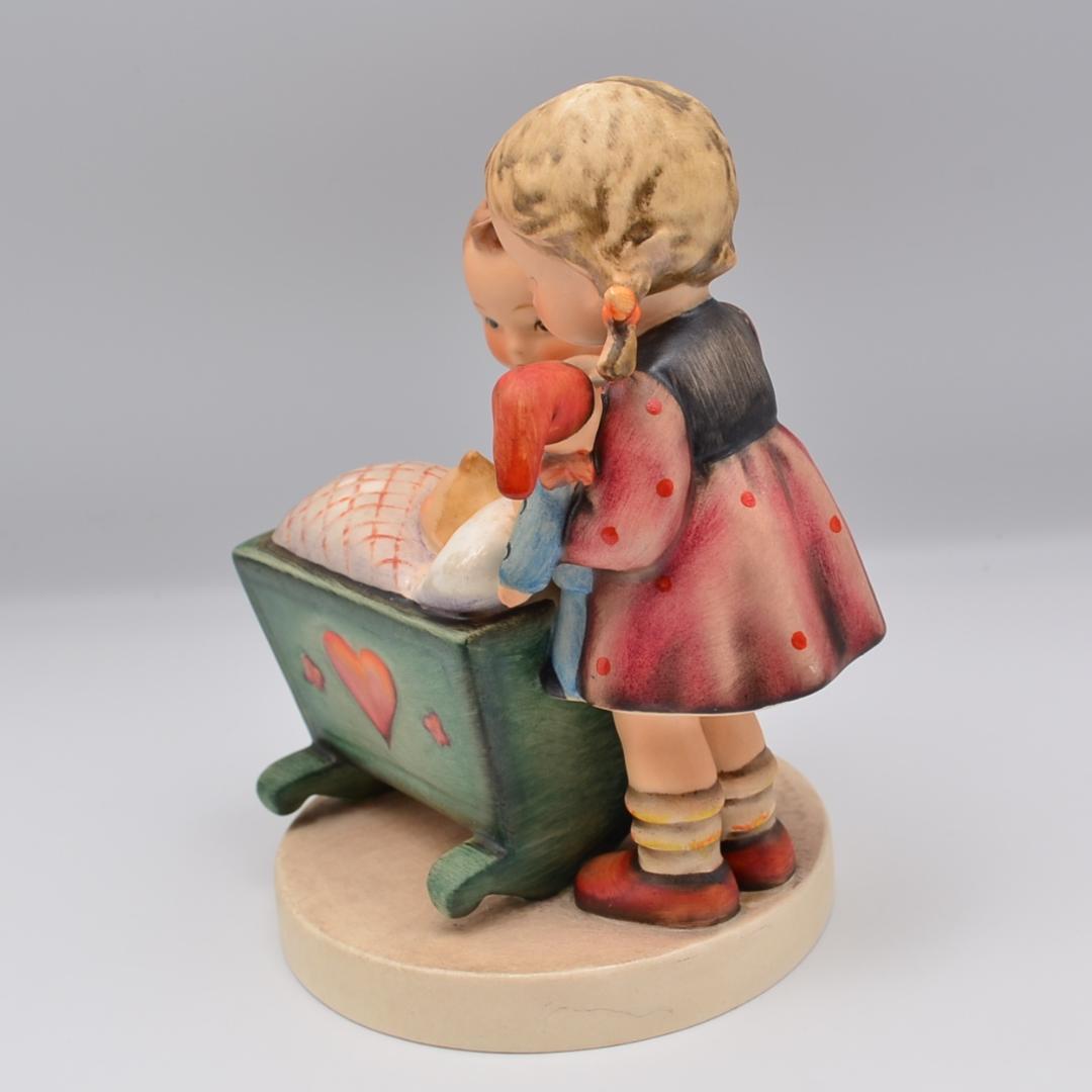 出産／本の虫／風呂敷　３点おまとめ　フンメル人形　ドイツゲーベル　ご成約済み