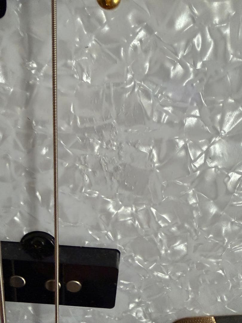 Grass Roots G-AMAZE  White エレキベース