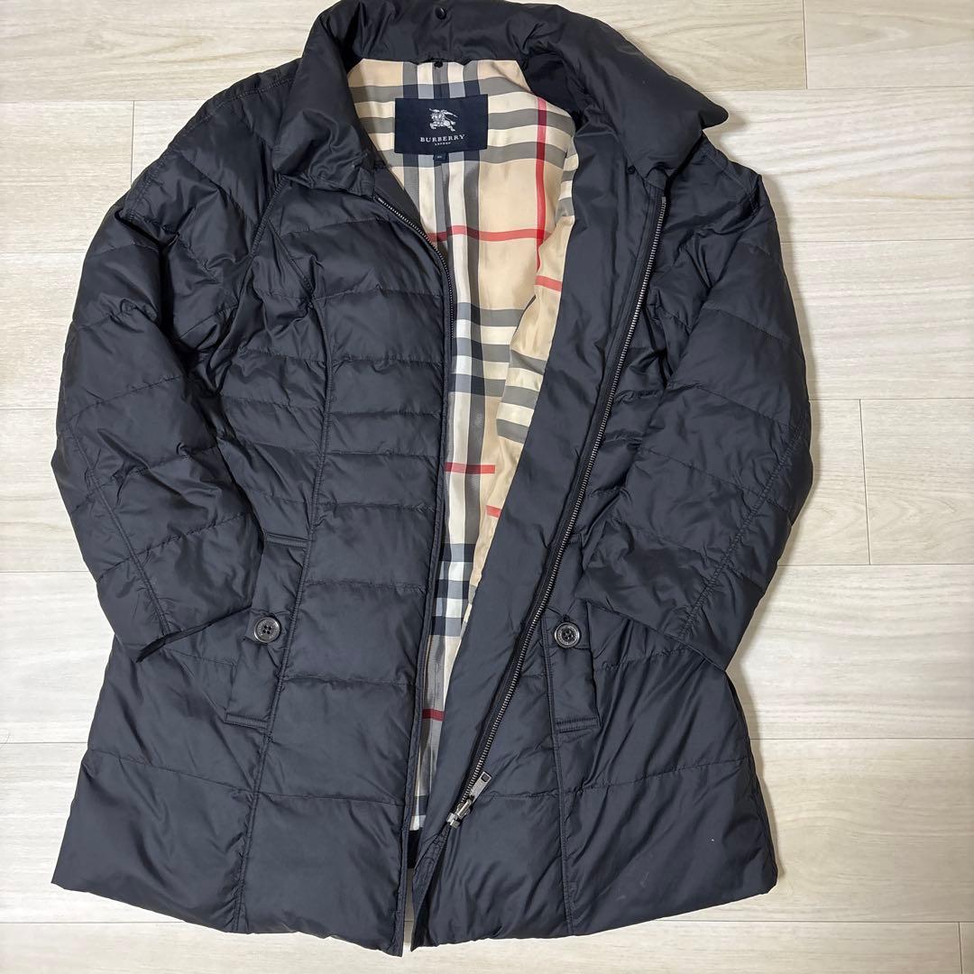 BURBERRY ブラック ダウンジャケット 46