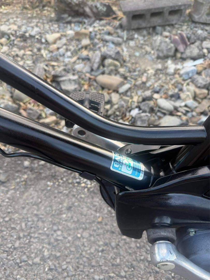 電動アシスト自転車 黒 バスケット付き