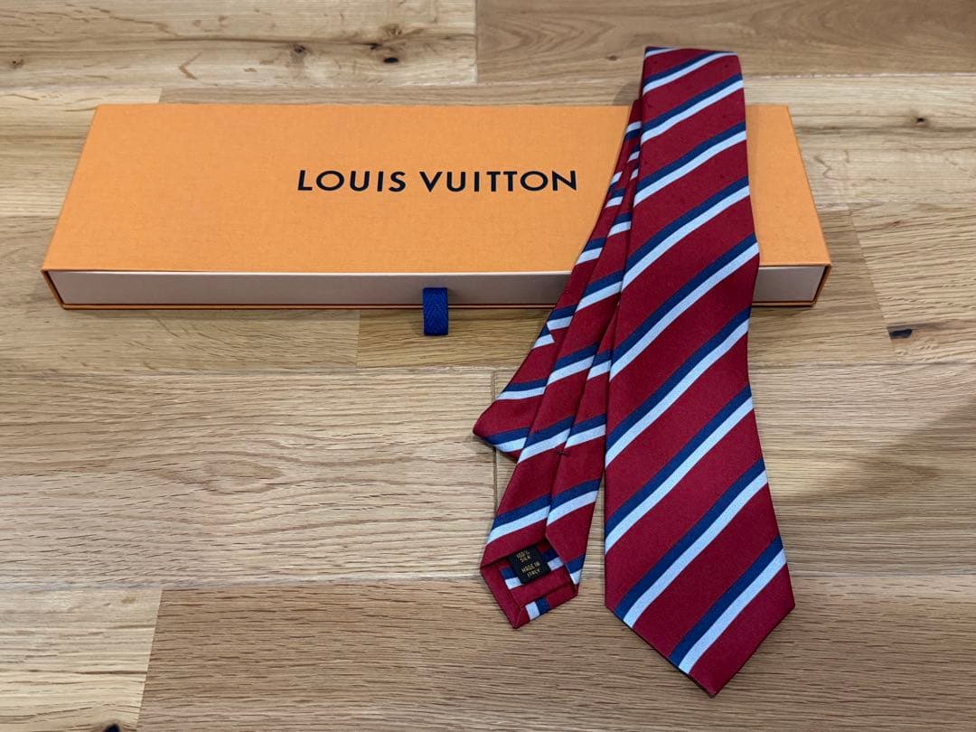 ルイヴィトンジャパン正規品モノグラム ネクタイ レッド ネイビー ルイヴィトン