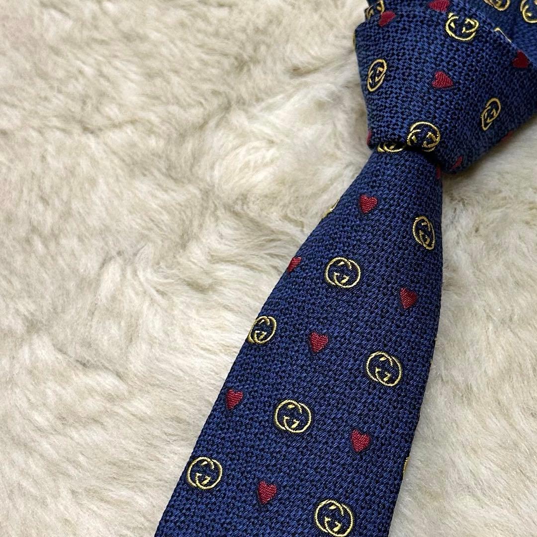 未使用に近い　グッチ　ナロータイ　現行タグ　イタリア製　ハート