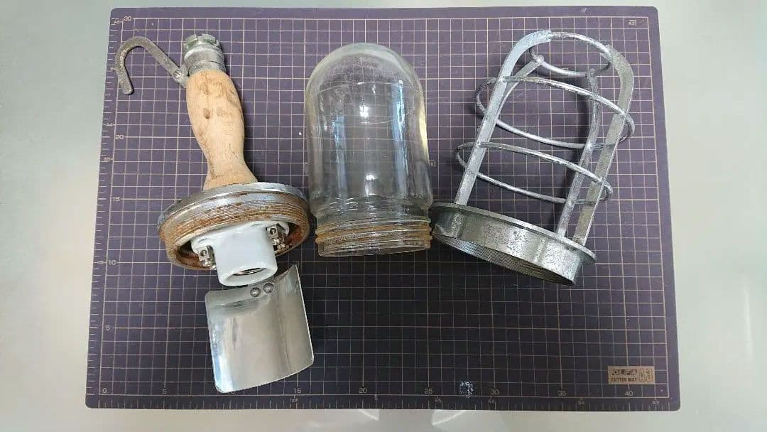 インダストリアル　ビンテージ　ランプ