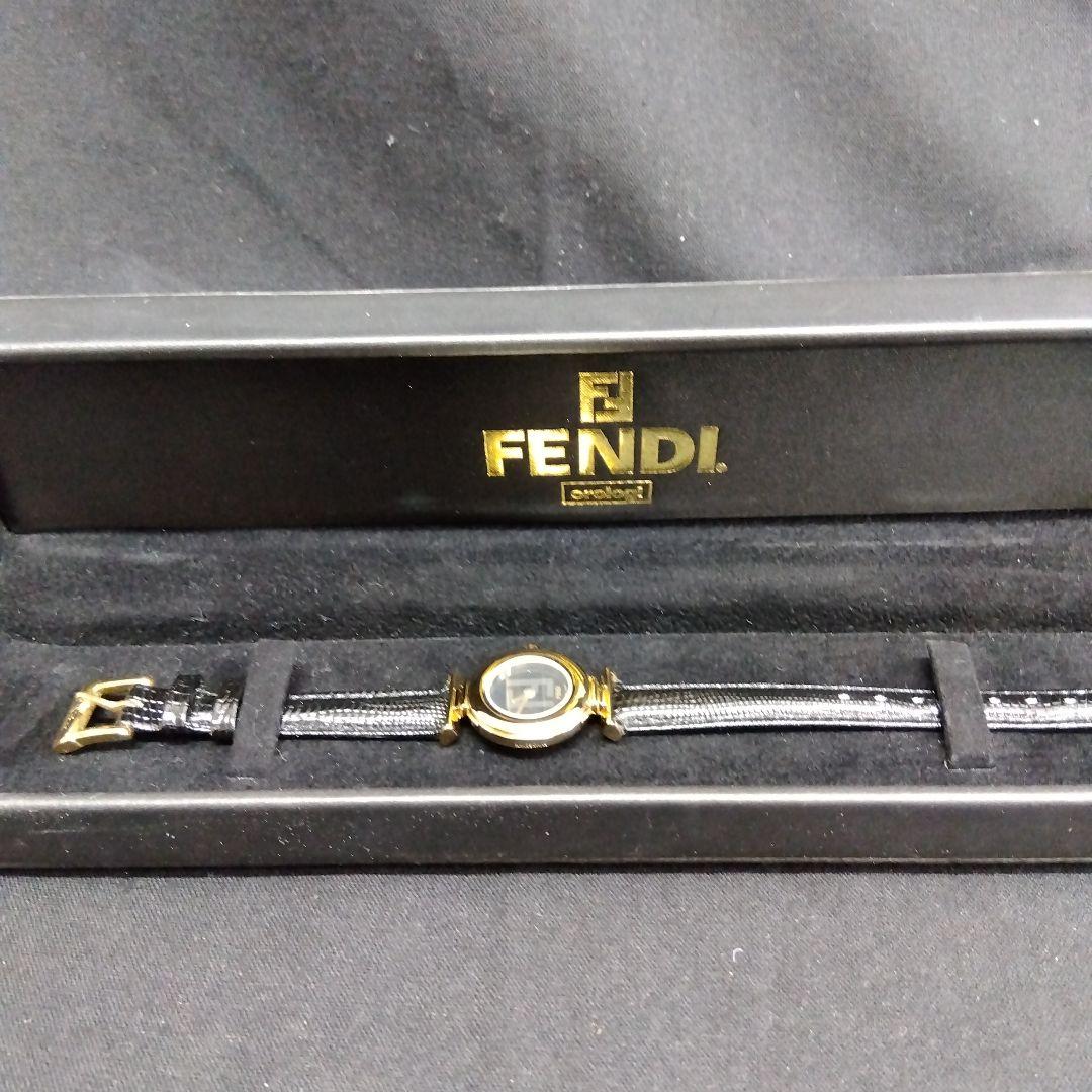 FENDI 腕時計 F3211-320 ブラックレザー
